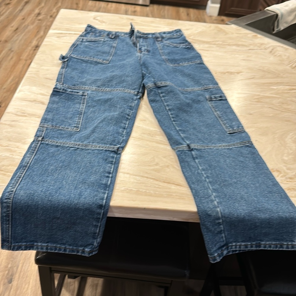 Women’s cargo jeans, size large imperfect condition